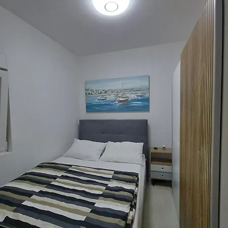 Danijel 公寓 比比涅